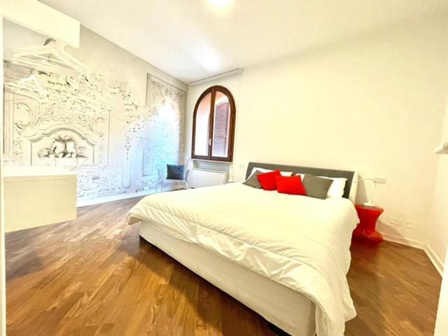 Domus Verona - Ampia Moderna Casa Su 2 Piani Nel Cuore Di فيرونا المظهر الخارجي الصورة